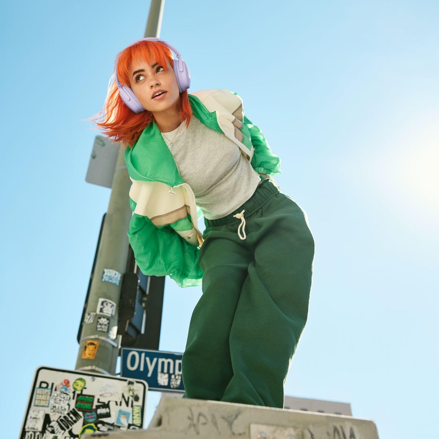 Bose QuietComfort Bluetooth Headphones, Wireless Headphones with Active Over Ear Noise Cancelling and Mic, Deep Bass, Up to 24 Hours of Playtime - Best for Christmas, Perfect Birthday Gift for Women and Men